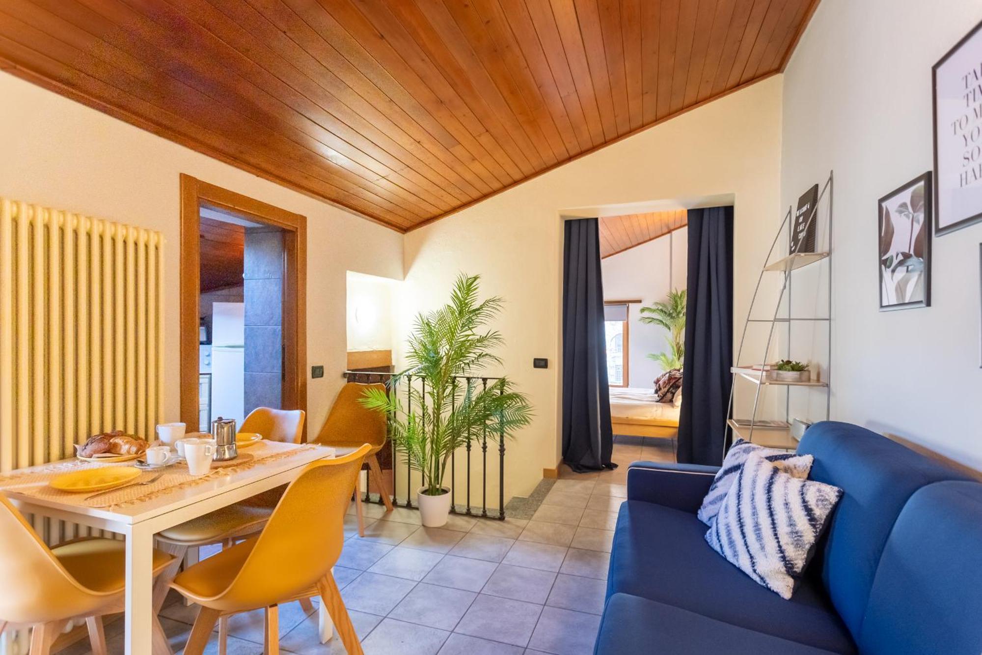 Blue Attic - Historical Center By Rent Appartamento